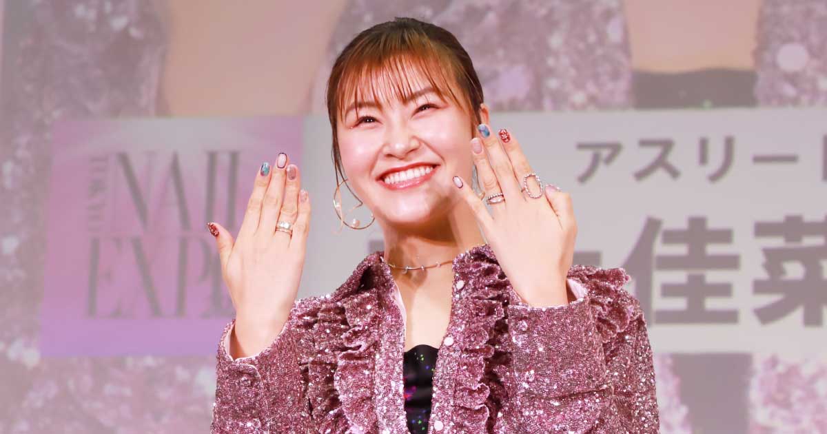 「スケート以外で初トロフィー！」　村上佳菜子さんが喜び爆発　ネイルクイーン2022