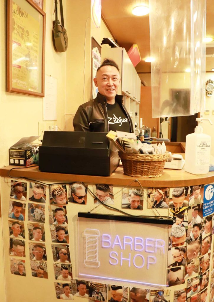 登戸で理容室「Barber151」を営む吉田信さん　Jobシンガー・missatoが行く(5)