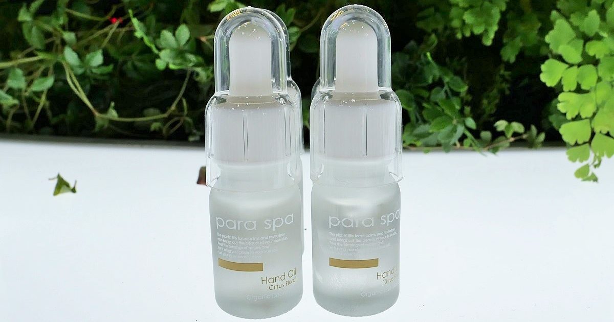 para gelのネイルセレクト、店販として天然アロマのボディケアラインpara spaを