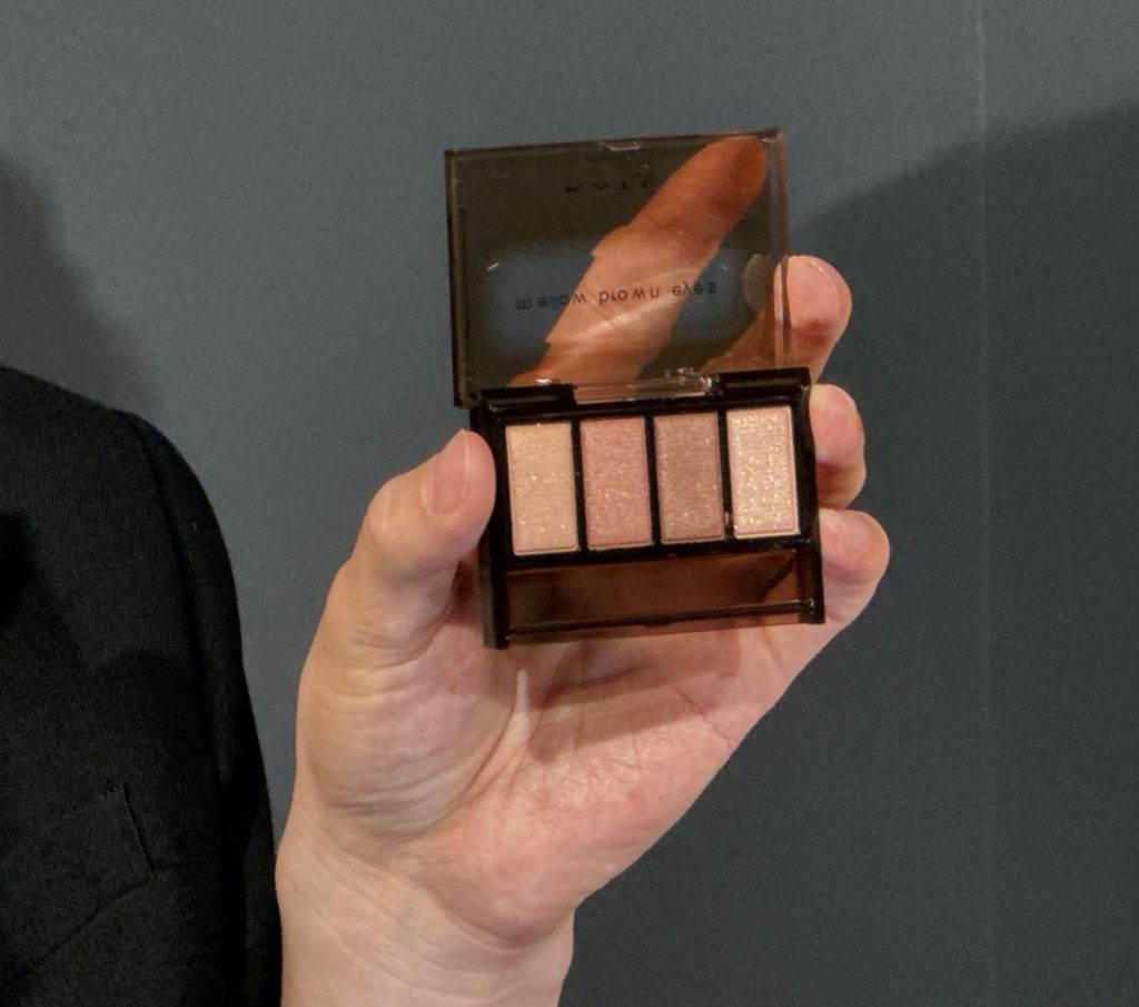 ケイト、メロウブラウンアイズ、全8種類、陰影メイク