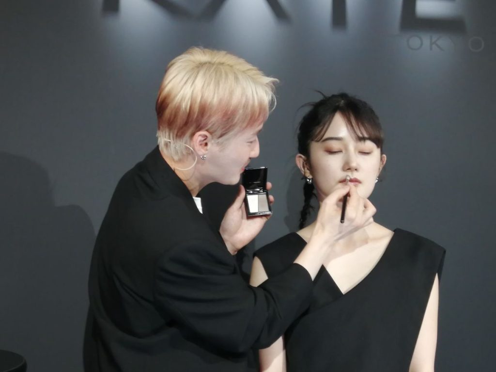 ケイト、３Dクリエイトニュアンスパウダー、ヘアメイクアップアーティスト、GENSEI氏 、KATE「影と光の美しさ展開催」