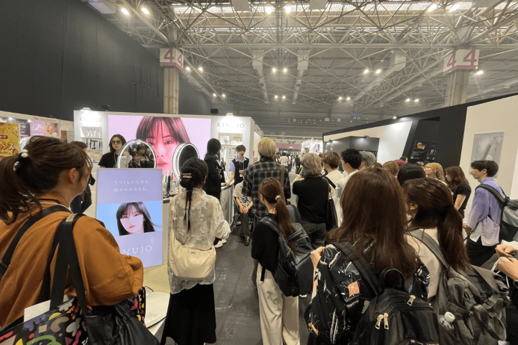 KINUJO(キヌージョ)は、アジアビューティエキスポで製品体験会及びレクチャー会を行った