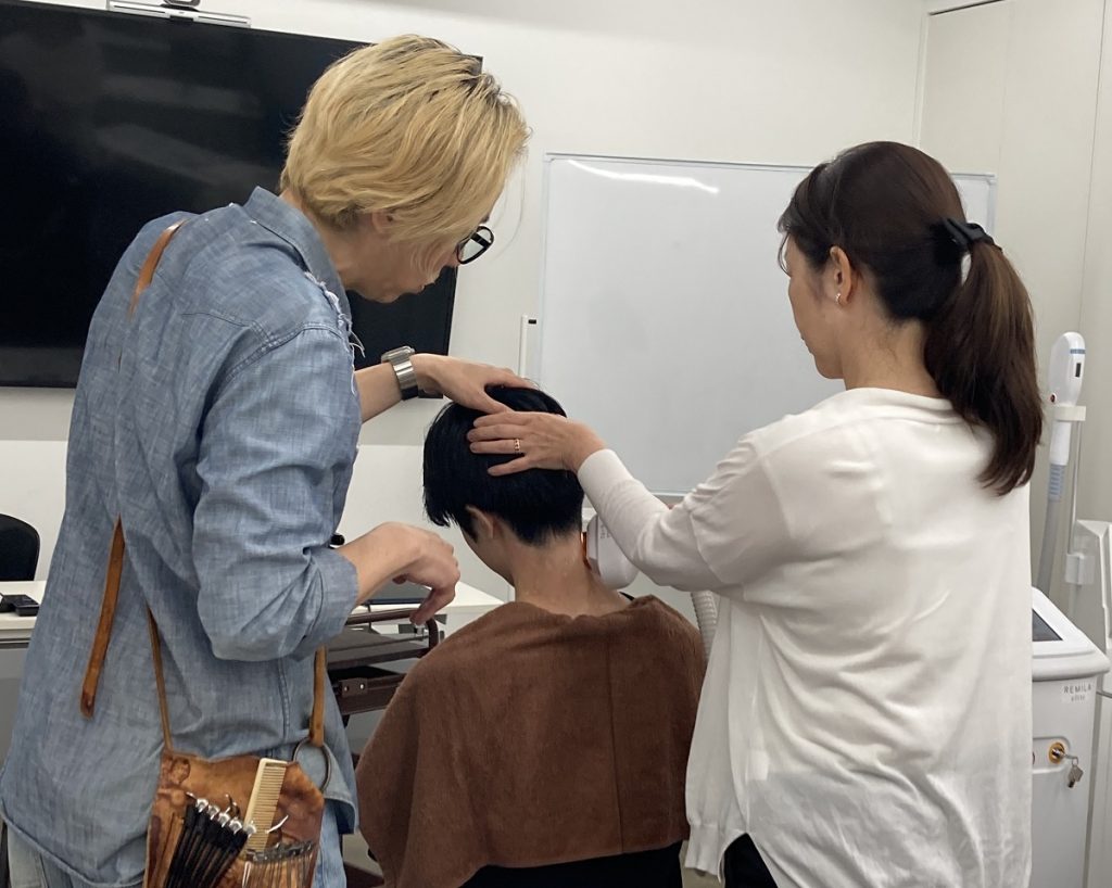 レミラ、REMILA、レミラエリート、リサスティー、うなじ脱毛、ネープケア