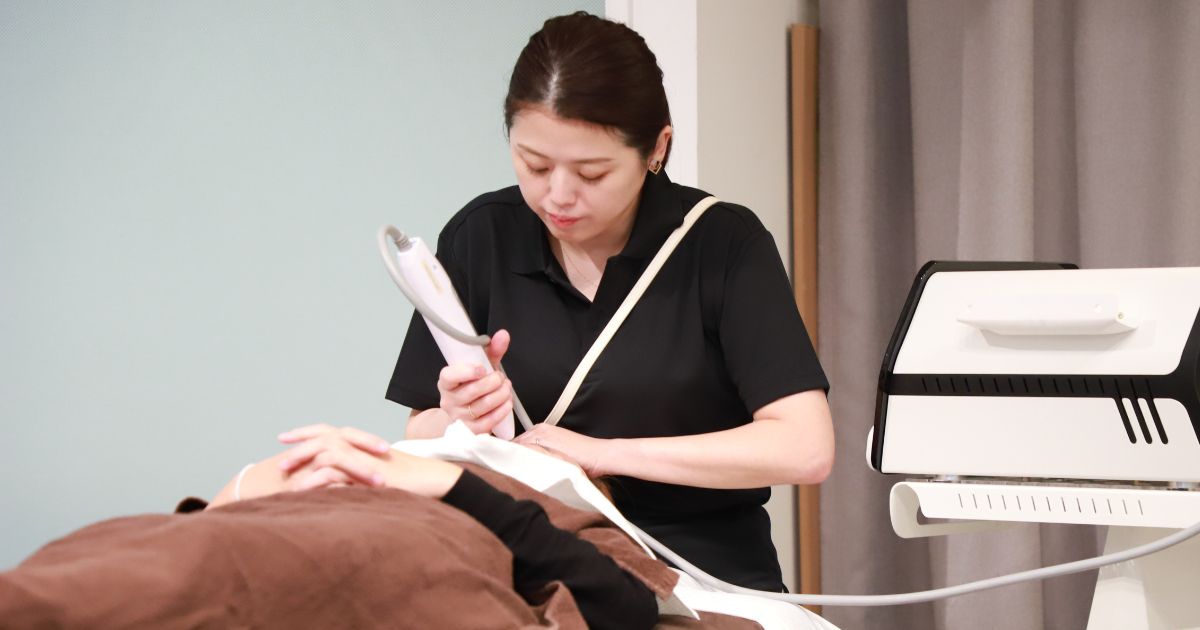 美容機器体験フェアが盛況 高機能エステ機器9機種をブランド横断型で比較