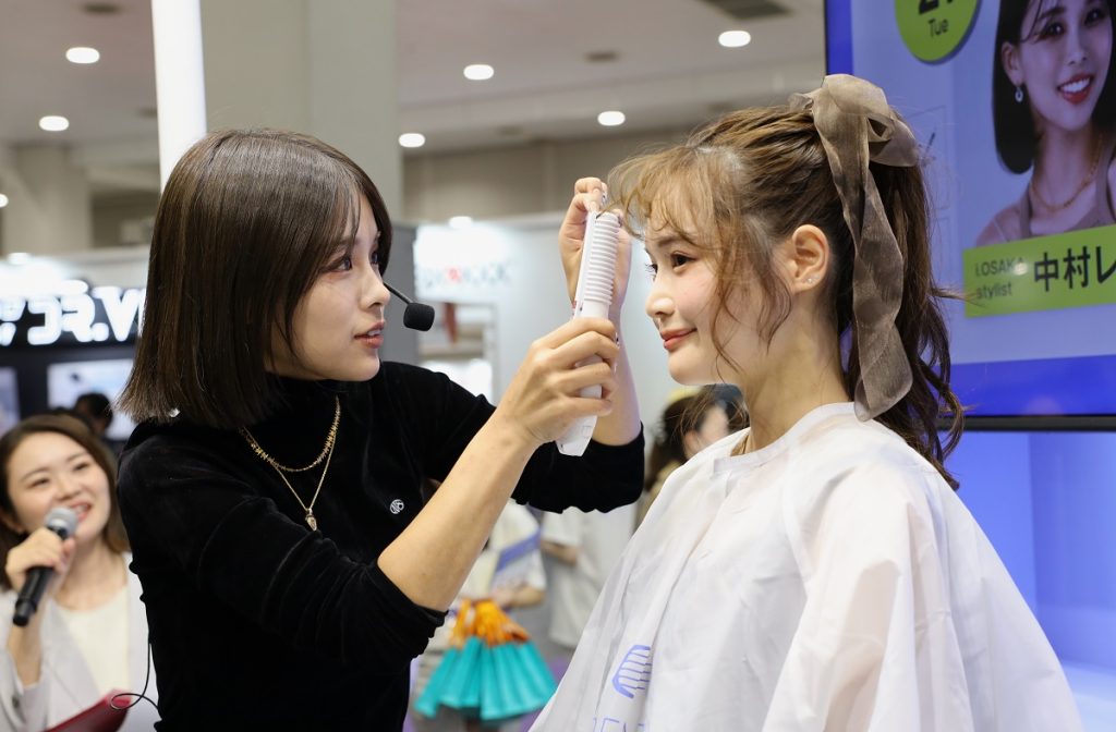 コスモホールディングス、クレイツ、BWJ、ビューティワールドジャパン、大阪、2025年、中村レミ