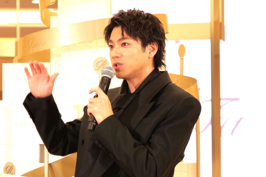 リファ　ギンザ　山田裕貴