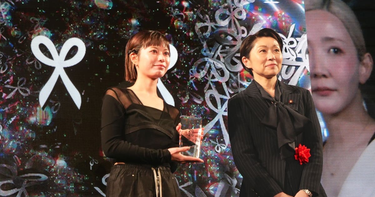 【カミカリスマ2026】47名がカット部門2つ星 NATSUMI氏(ALBUM)らが代表し登壇