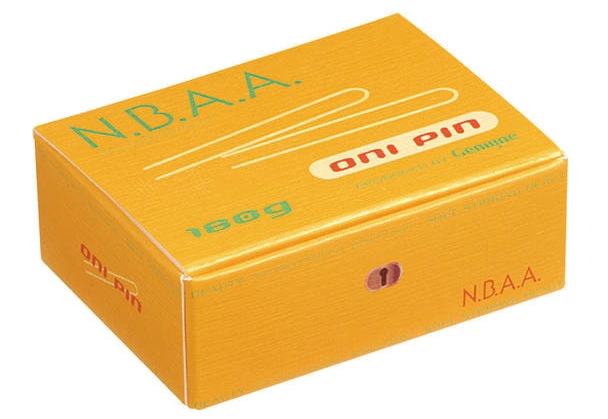 動きのある毛束の固定にオニピン ブラック