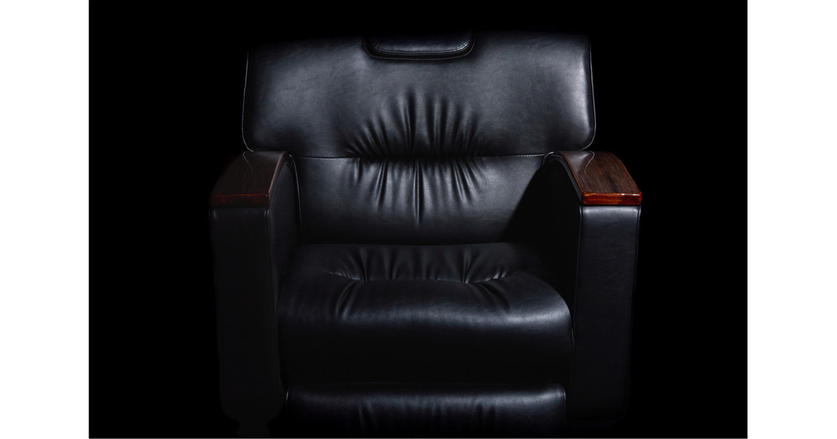 ビューティガレージ、本格電動バーバーチェアに参画　第1弾はジャズを感じるハイエンドモデル「コルトレーン」