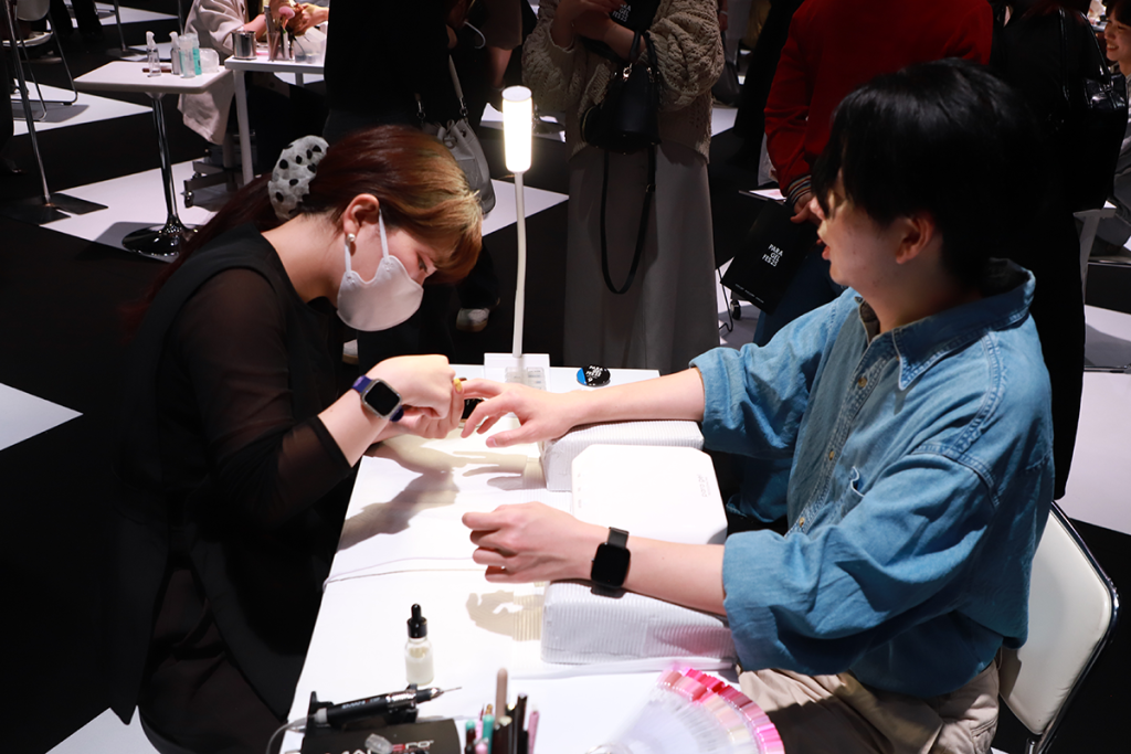 渋谷ヒカリエで開催された「パラジェルフェス25」(主催・ネイルセレクト)